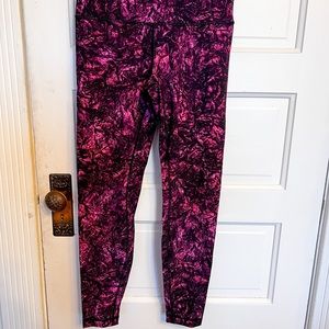 Lululemon Leggings | acid washed | size 8 | black/pink